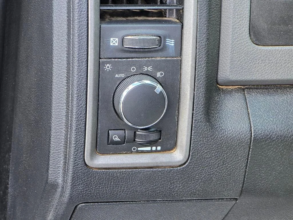 Used 2013 White Ram Tradesman image 7