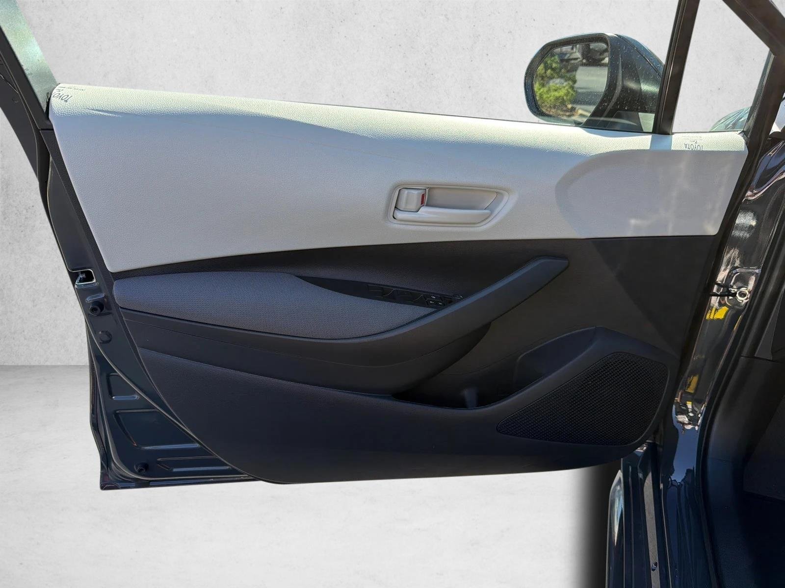 New 2027 Underground Toyota LE image 10