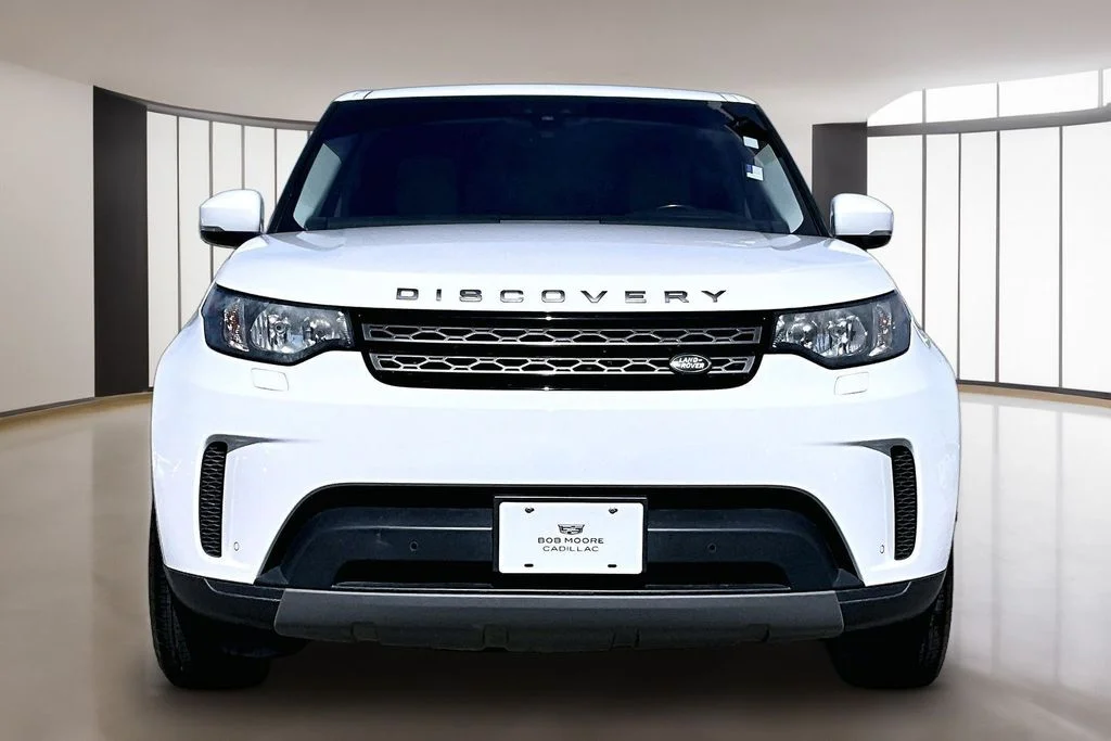 Used 2018 White Land Rover SE image 3