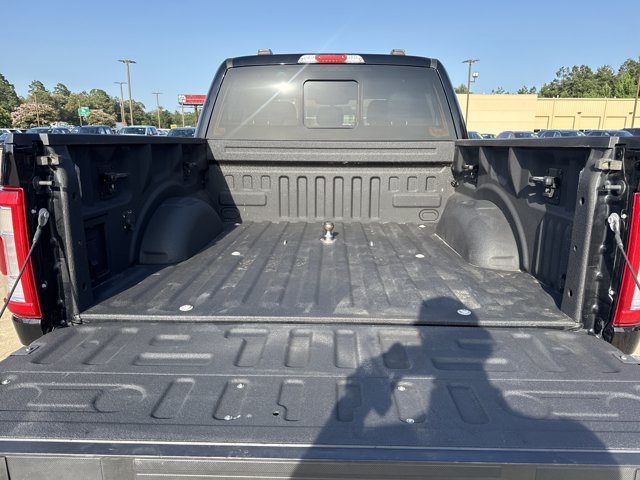 Used 2021  Ford Lariat image 11