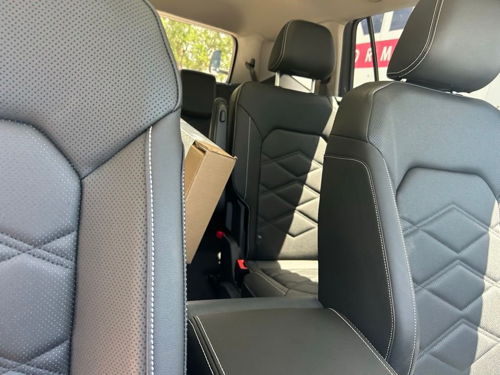 New 2026 Gray Volkswagen SE w/Technology image 33