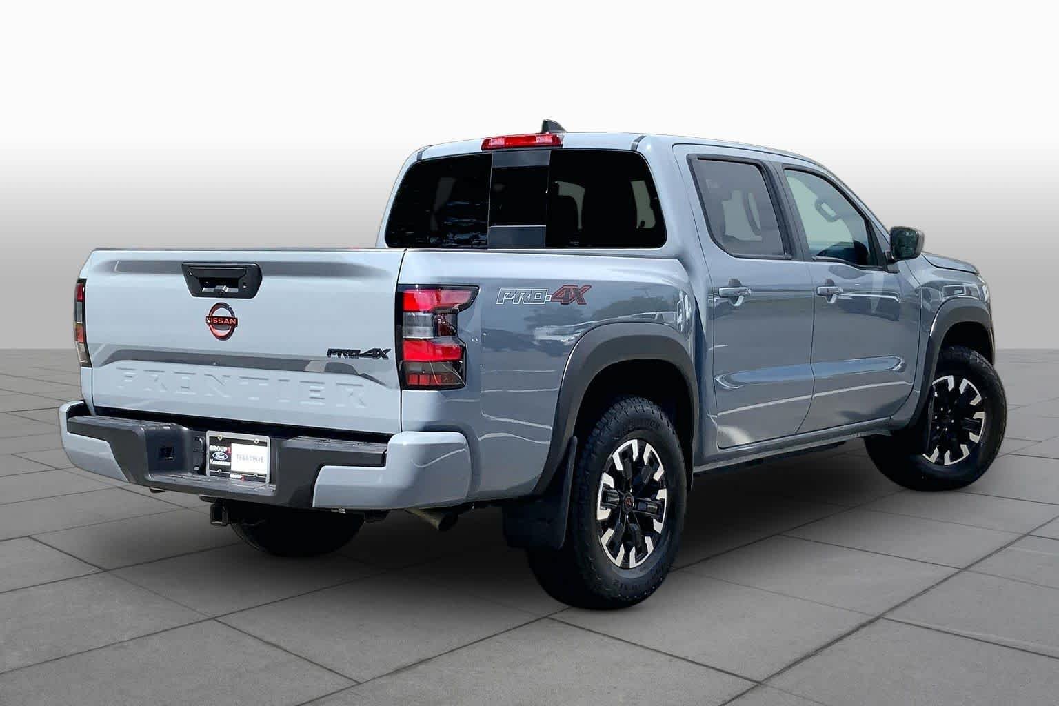 Used 2024 Boulder Gray Pearl Nissan PRO-4X image 13