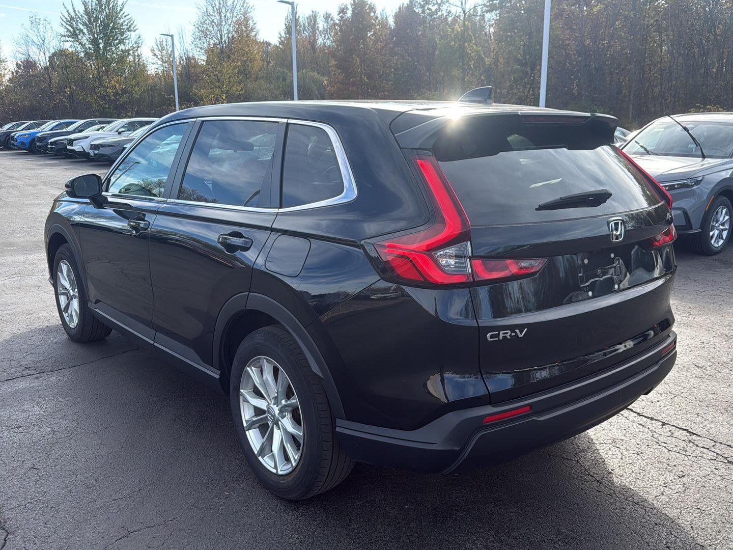 Used 2024 Crystal Black Pearl Honda EX image 9