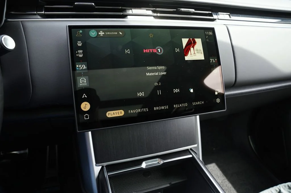 New 2026 Santorini Black Land Rover SE image 20
