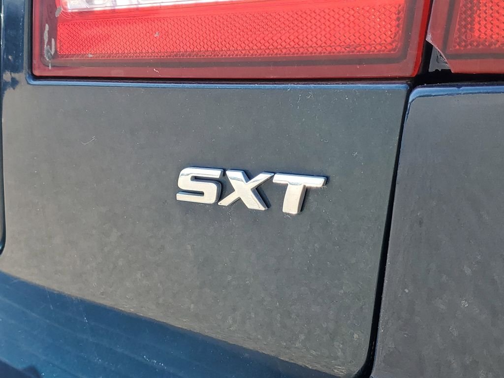 Used 2014 Blue Pearl Dodge SXT image 6