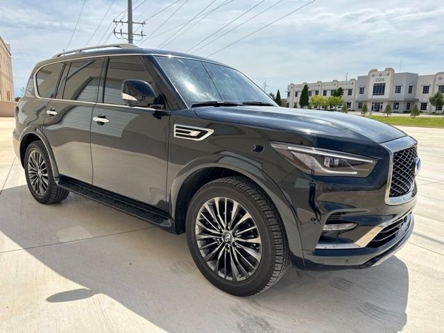 Used 2024 Black INFINITI Sensory image 3