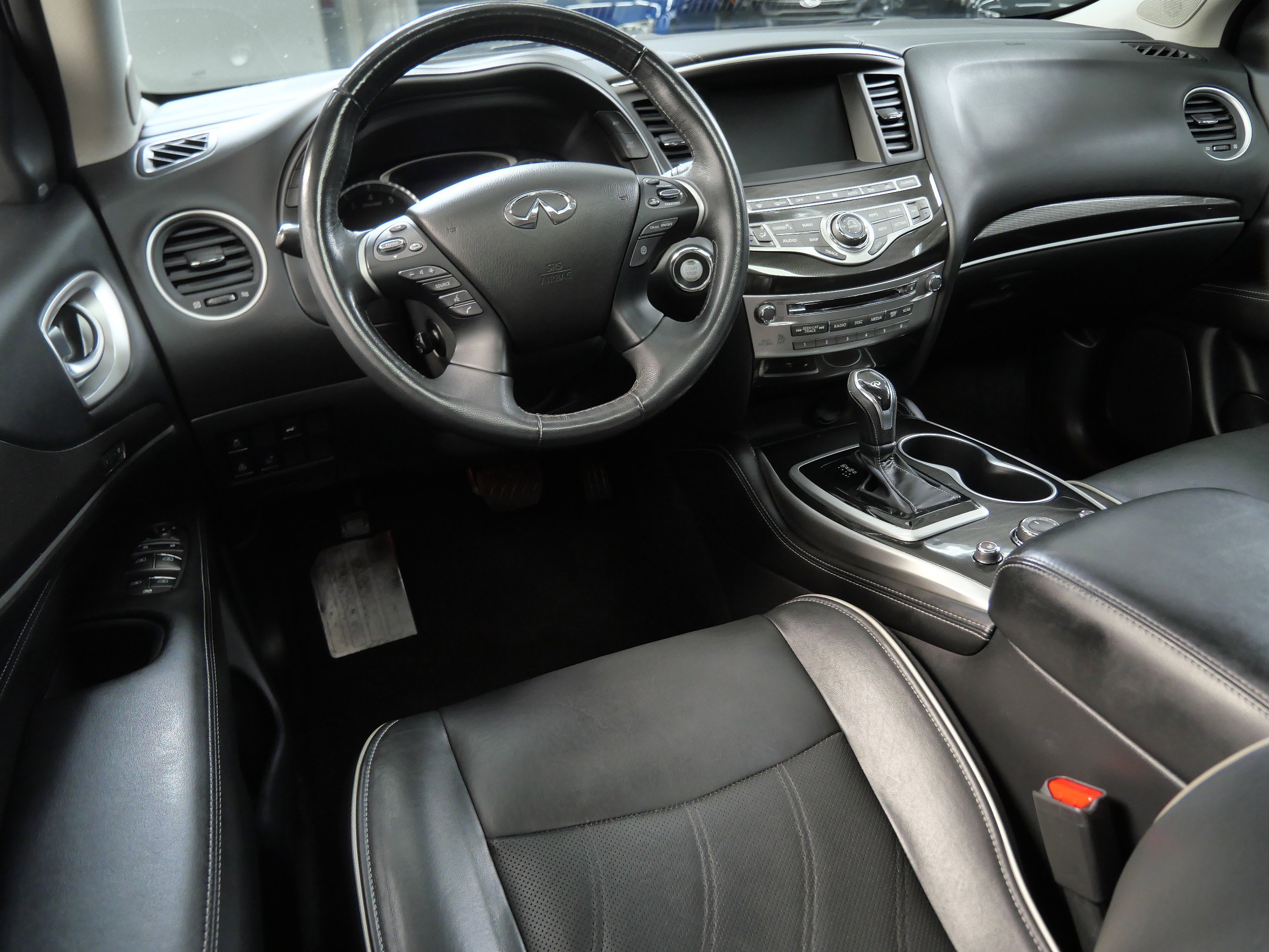 Used 2018 INFINITI QX60 Base with VIN 5N1DL0MN6JC520617 for sale in Minnetonka, Minnesota