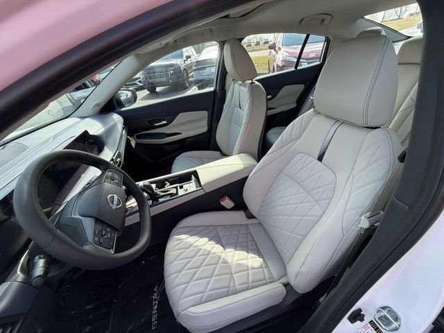 New 2026 Aspen White TriCoat Nissan SL image 11