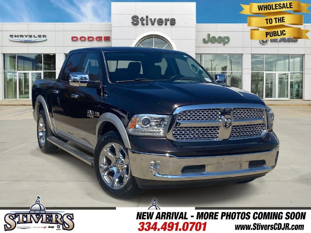 2017 RAM 1500 Pickup Laramie
