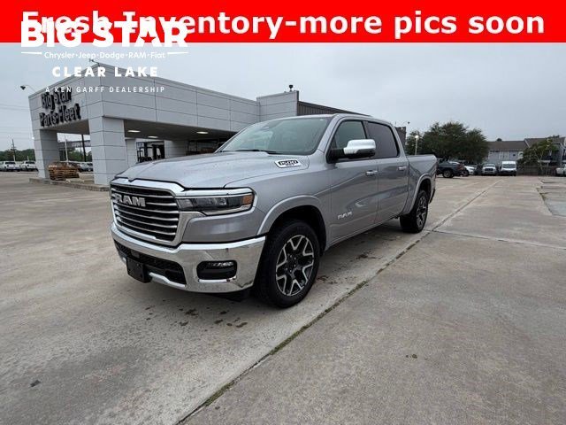2025 RAM 1500 Laramie 4x4 Crew Cab 5'7's photo