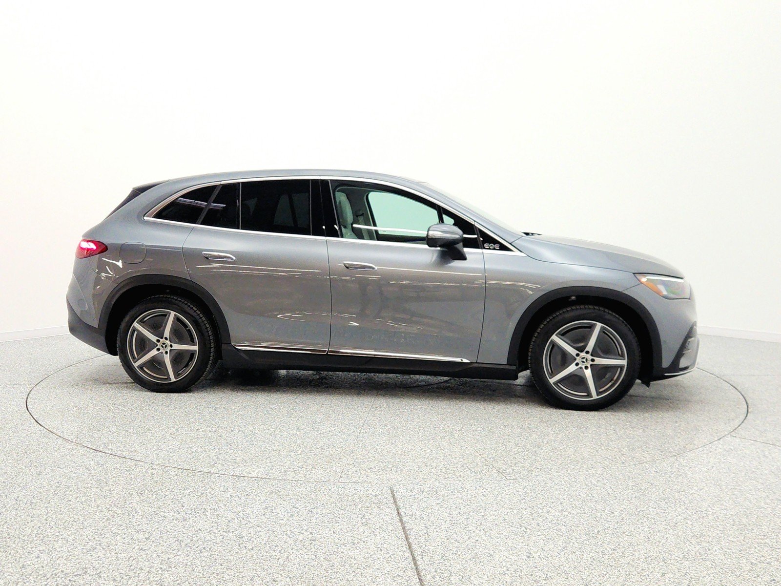 Used 2023 Selenite Grey Metallic Mercedes-Benz EQE 350+ SUV image 4