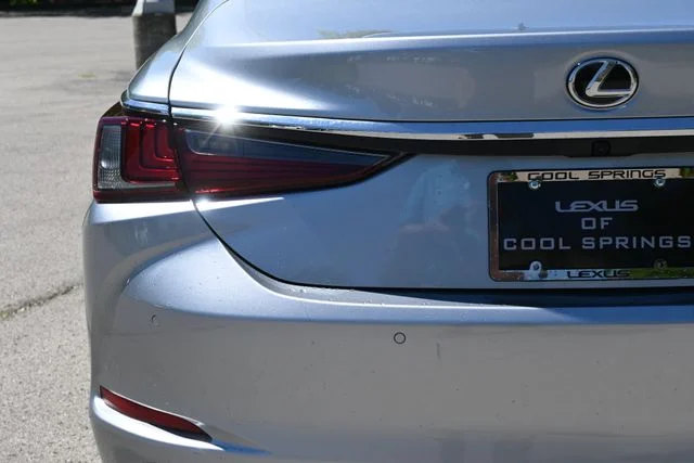 Used 2023 Silver Lexus 350 image 5