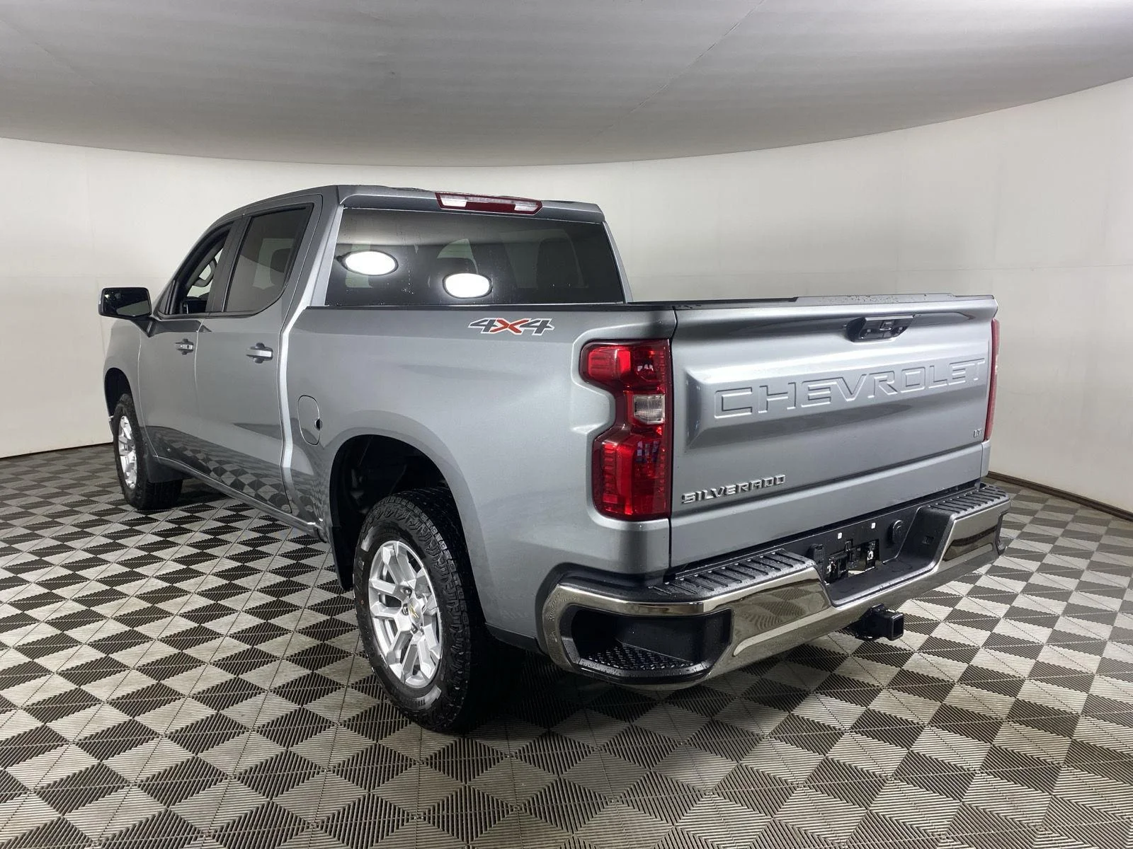 Used 2026 Sterling Gray Metallic Chevrolet LT image 5