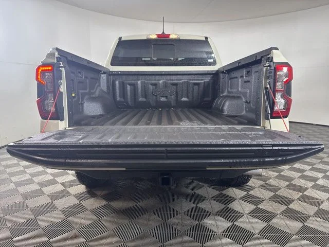 New 2025 Desert Sand Ford XLT image 21