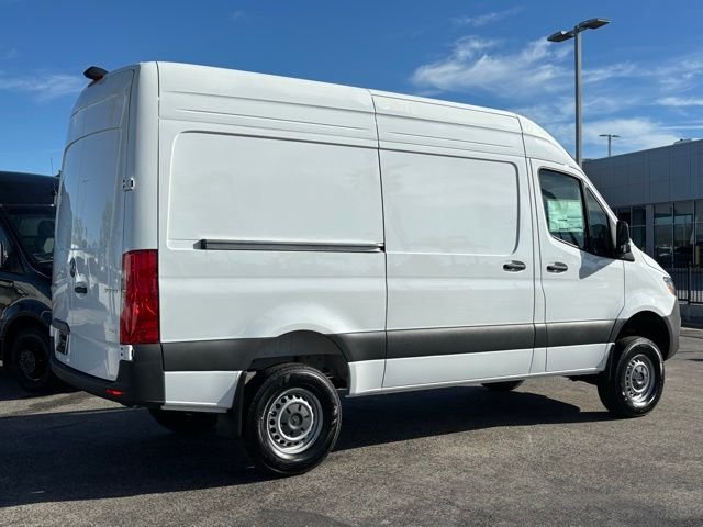 New 2026 Arctic White Mercedes-Benz Cargo 144 WB image 3