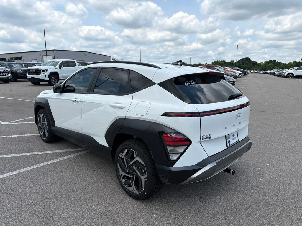 New 2026 Atlas White Hyundai SEL Premium image 3