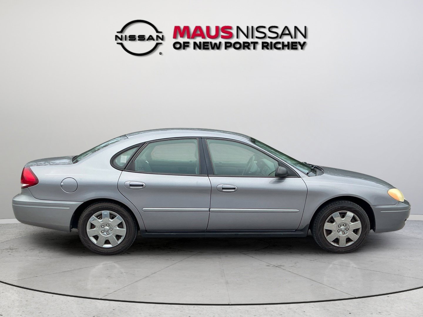 Used 2007  Ford SE image 9