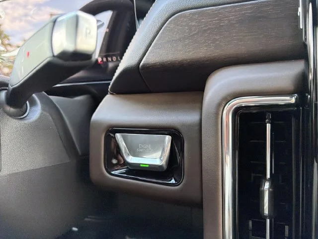 New 2027 Glacier White Tricoat GMC Denali Ultimate image 29