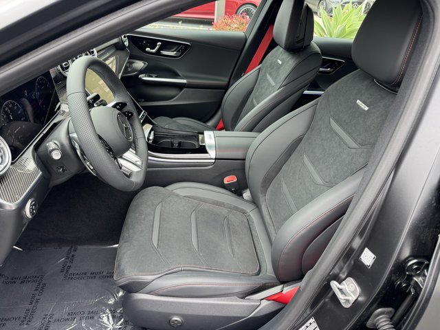 New 2026 MANUFAKTUR Graphite Grey Magno Mercedes-Benz AMG® C 43 image 2
