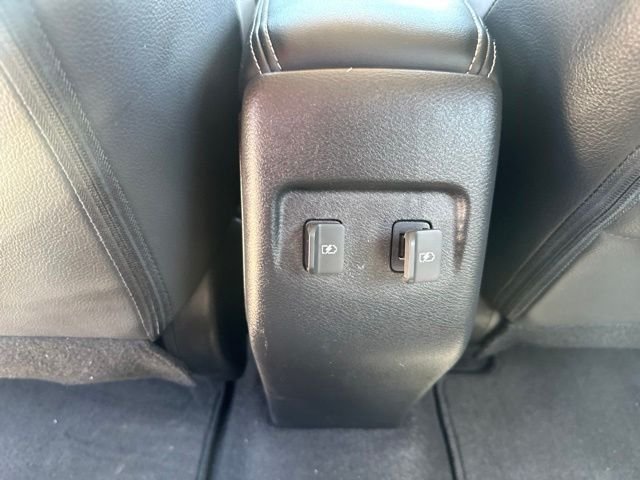 Used 2023 White Nissan SR image 26