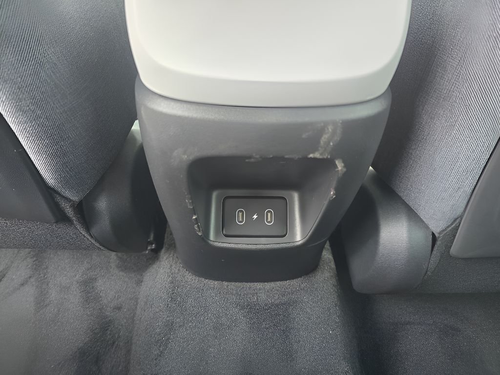 Used 2026 Abyss Black Hyundai Limited image 29