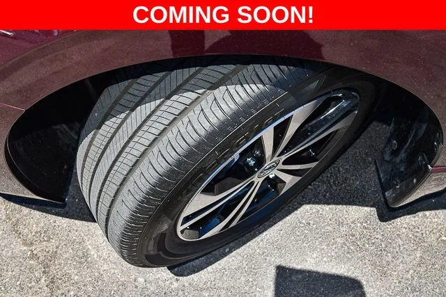 Used 2023 Red Nissan SV image 10
