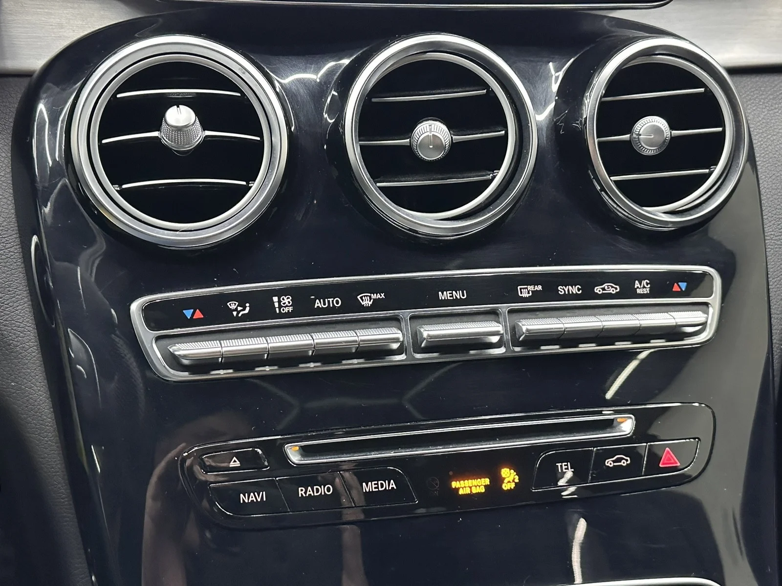 Used 2017 Polar White Mercedes-Benz AMG® C 43 image 28