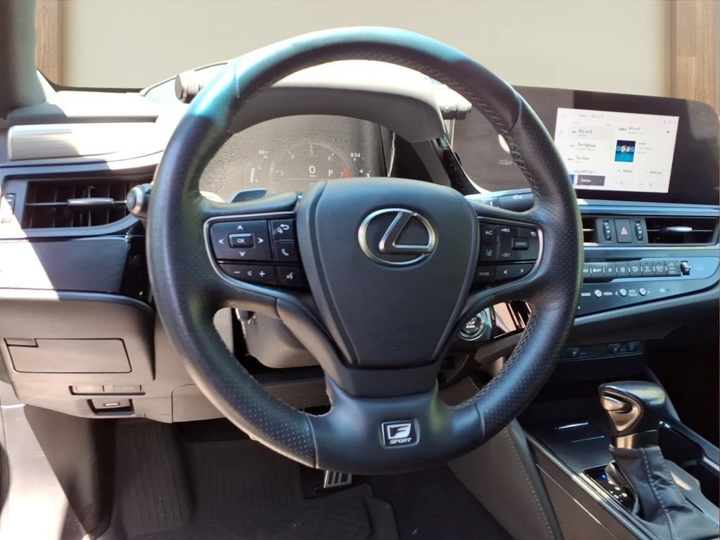Used 2023 Black Lexus F SPORT Handling image 3