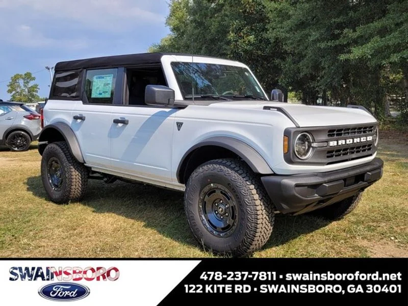 2025 Ford Bronco Base 4x4's photo