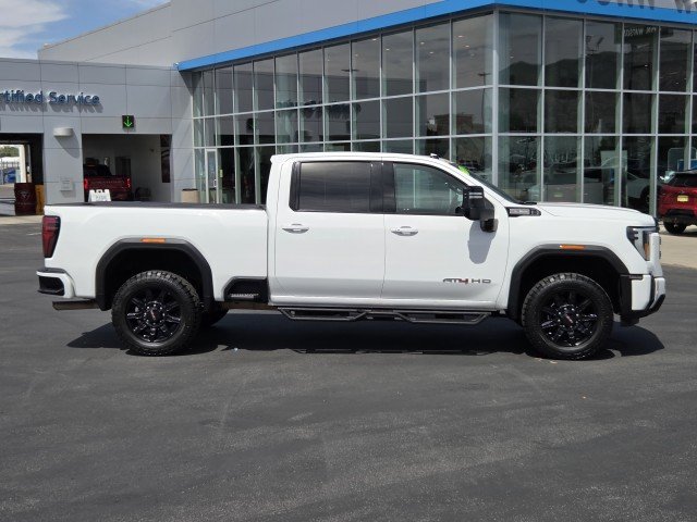 Used 2024 Summit White GMC AT4 image 4