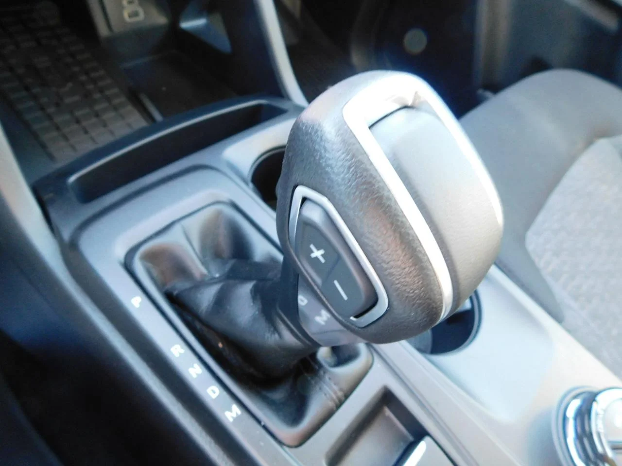 New 2025 Desert Sand Ford XLT image 40