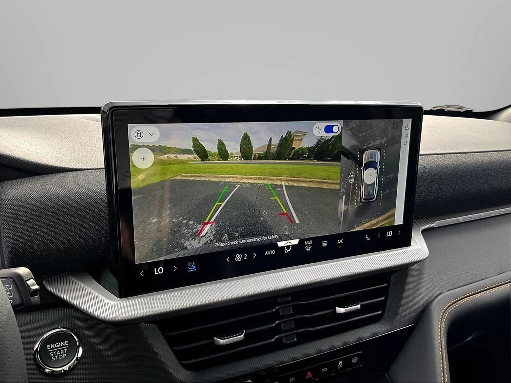 New 2026 Carbonized Gray Metallic Ford Tremor® image 20