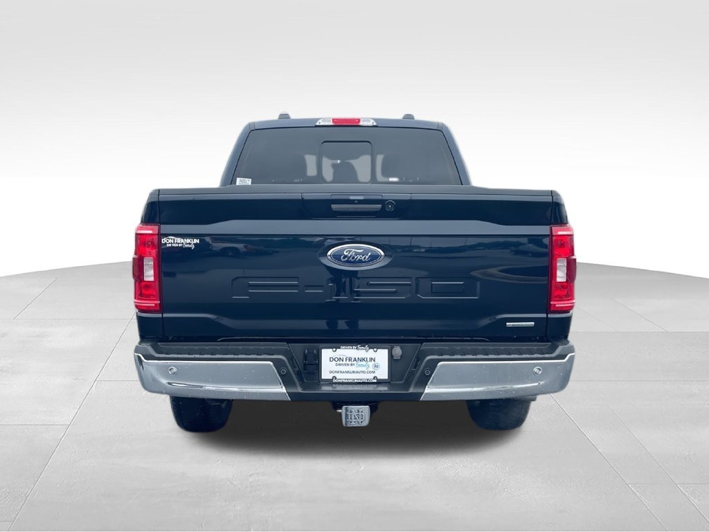 Used 2023 Blue Ford XLT image 7