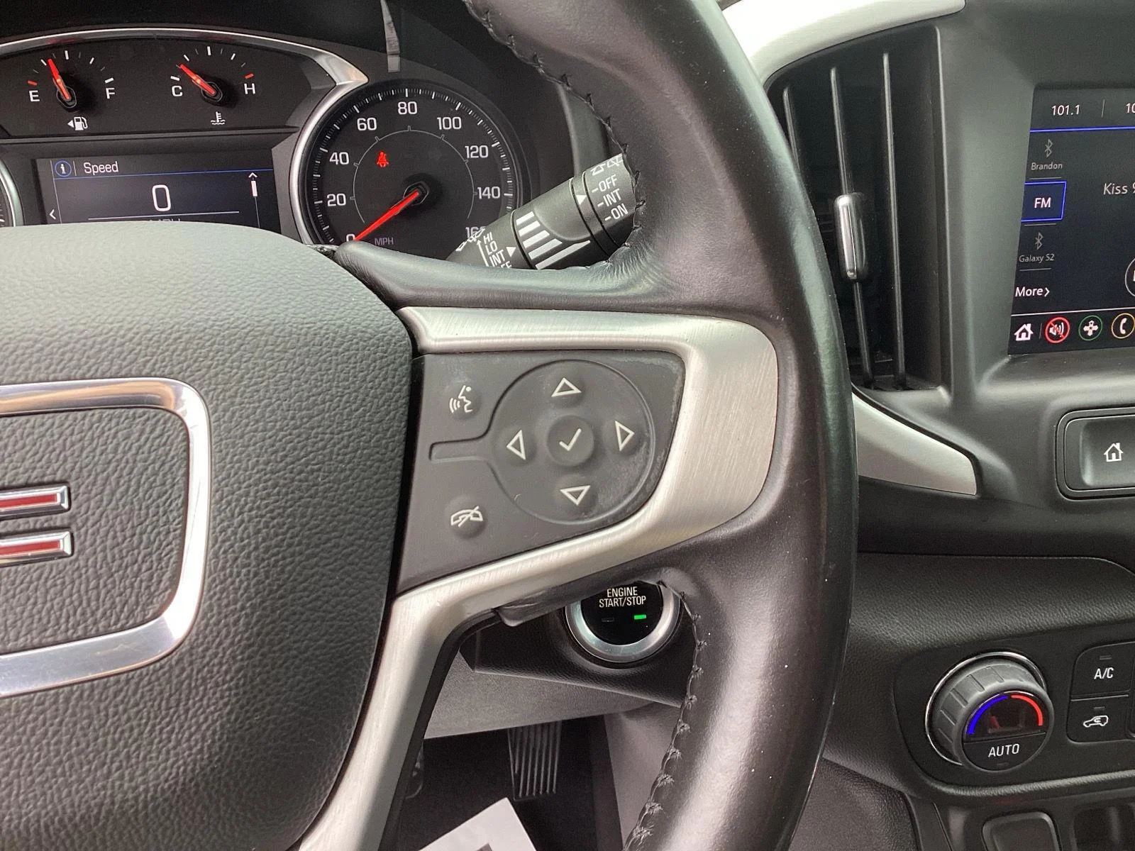 Used 2020 Satin Steel Metallic GMC SLE image 18