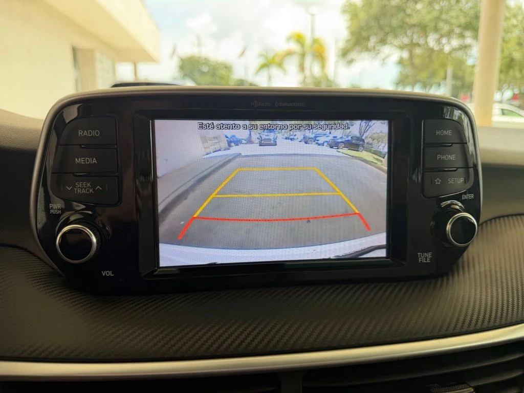 Used 2019 White Hyundai Value image 11