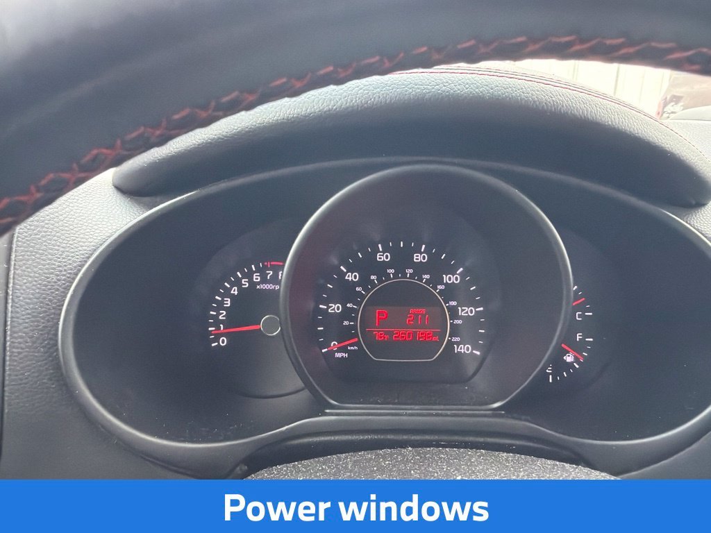 Used 2016 White Kia Plus image 14