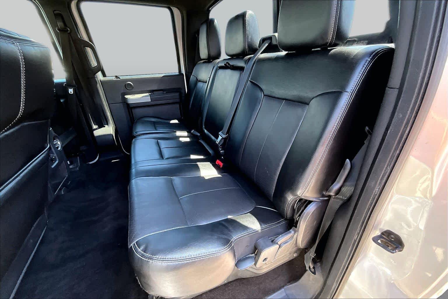 Used 2016 Ingot Silver Metallic Ford Lariat image 23