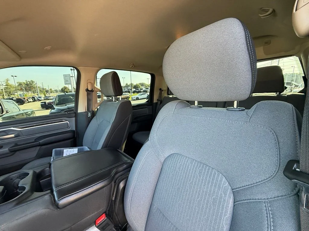 Used 2019 Silver Ram Big Horn/Lone Star image 15