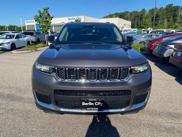 Used 2021 Gray Metallic Jeep Limited image 9