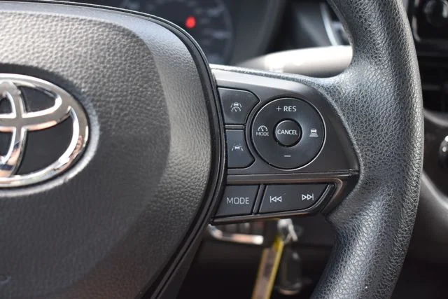 Used 2024 White Toyota LE image 20