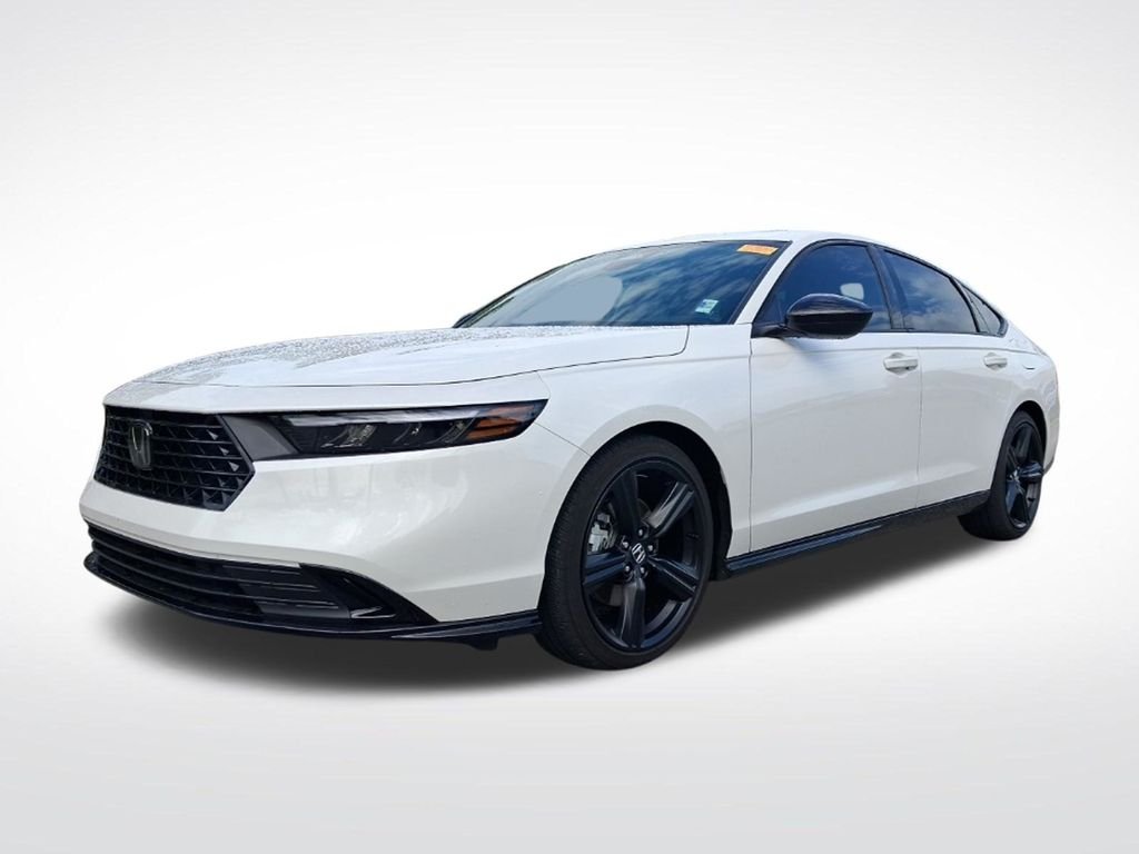 Used 2025  Honda Sport-L image 1