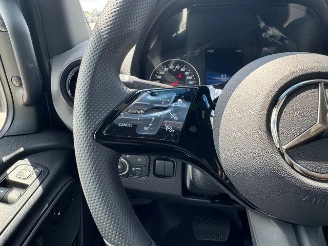 New 2026  Mercedes-Benz Crew 170 WB image 24