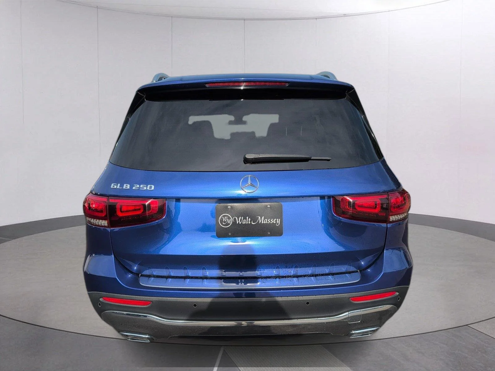 Used 2021 Galaxy Blue Metallic Mercedes-Benz GLB 250 image 6