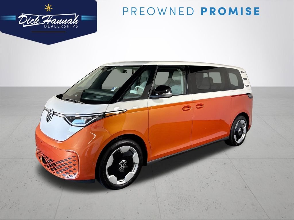 2025 Volkswagen ID. Buzz Pro S Plus Two-Tone's photo