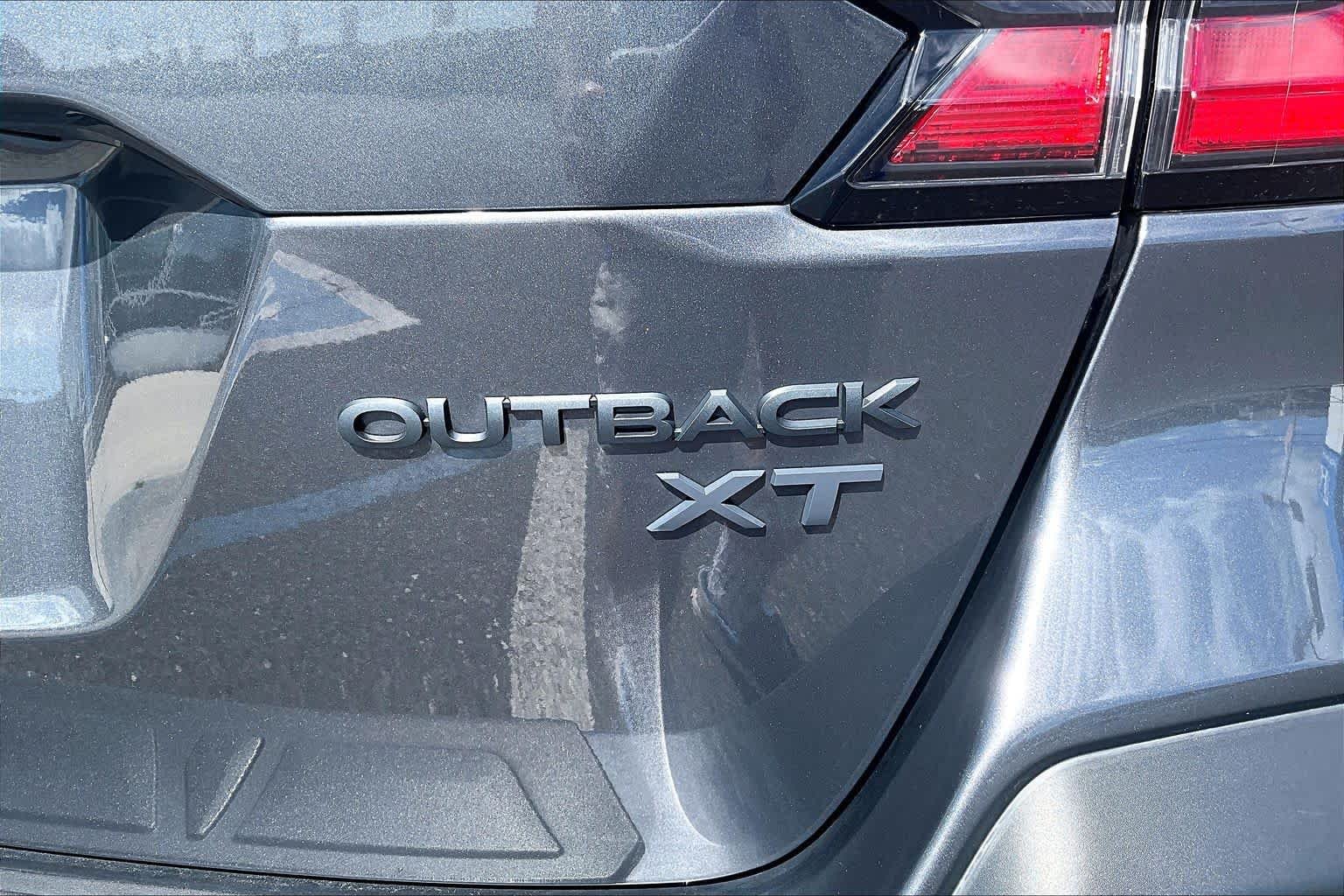 Used 2025 Magnetite Gray Metallic Subaru Onyx Edition XT image 32