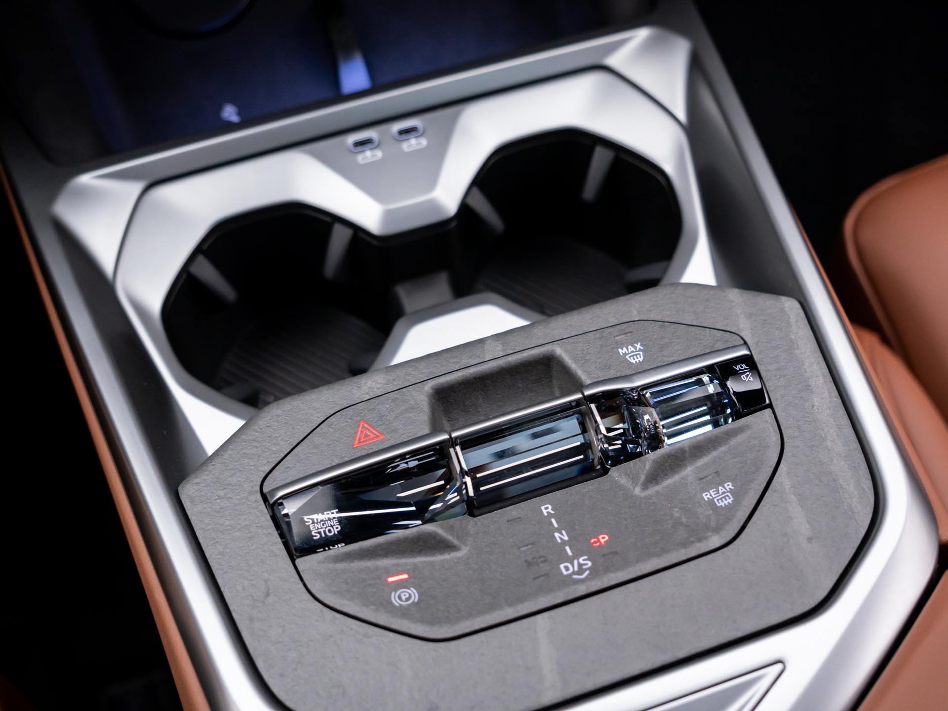 New 2027 Mineral White Metallic BMW 40 image 26