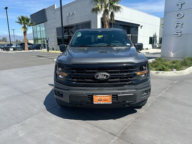 New 2026 Carbonized Gray Metallic Ford XLT image 2