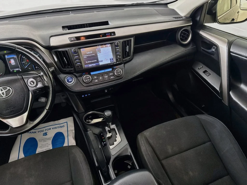 Used 2018 Black Sand Pearl Toyota XLE image 29