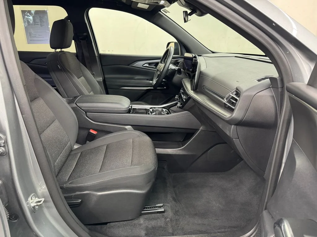 Used 2024 Gray Chevrolet LT image 30