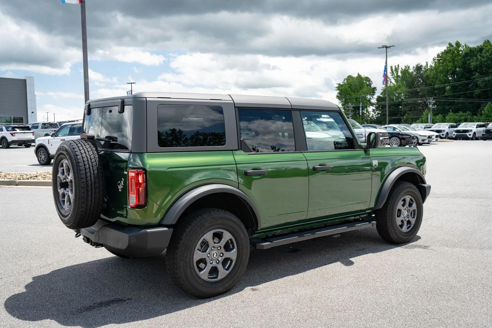 Used 2025 Green Metallic Ford Big Bend image 10